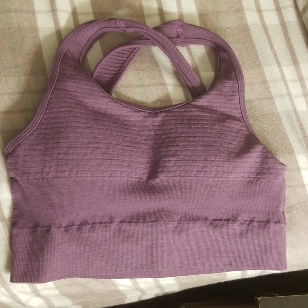 Alphalete Revival Vault Bra